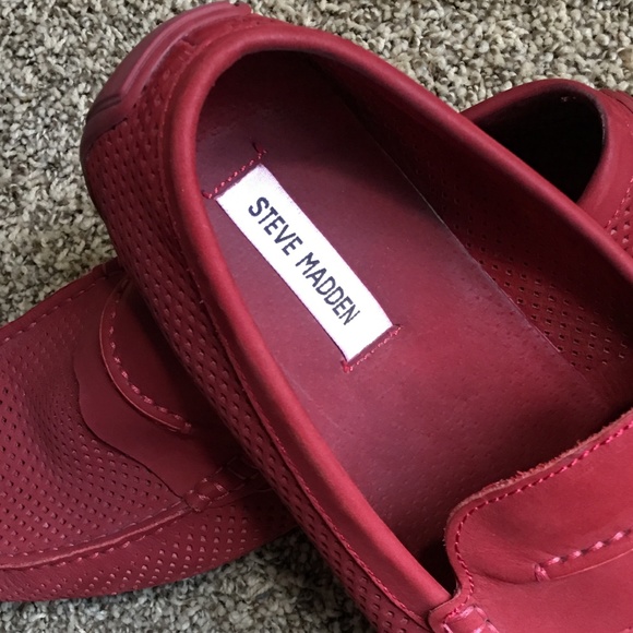 Steve Madden Read Leather Slip on loafers